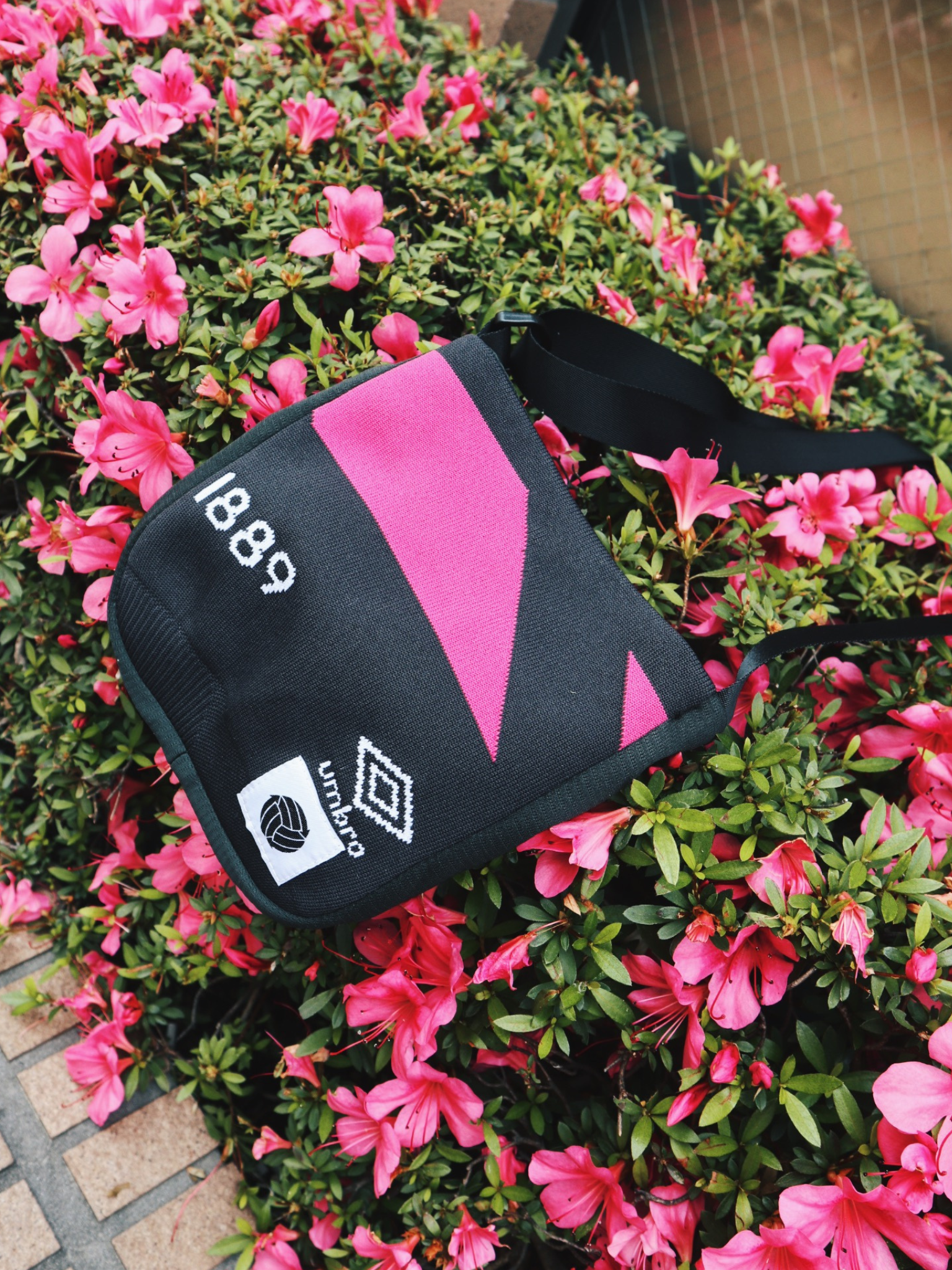 Umbro sales sling bag