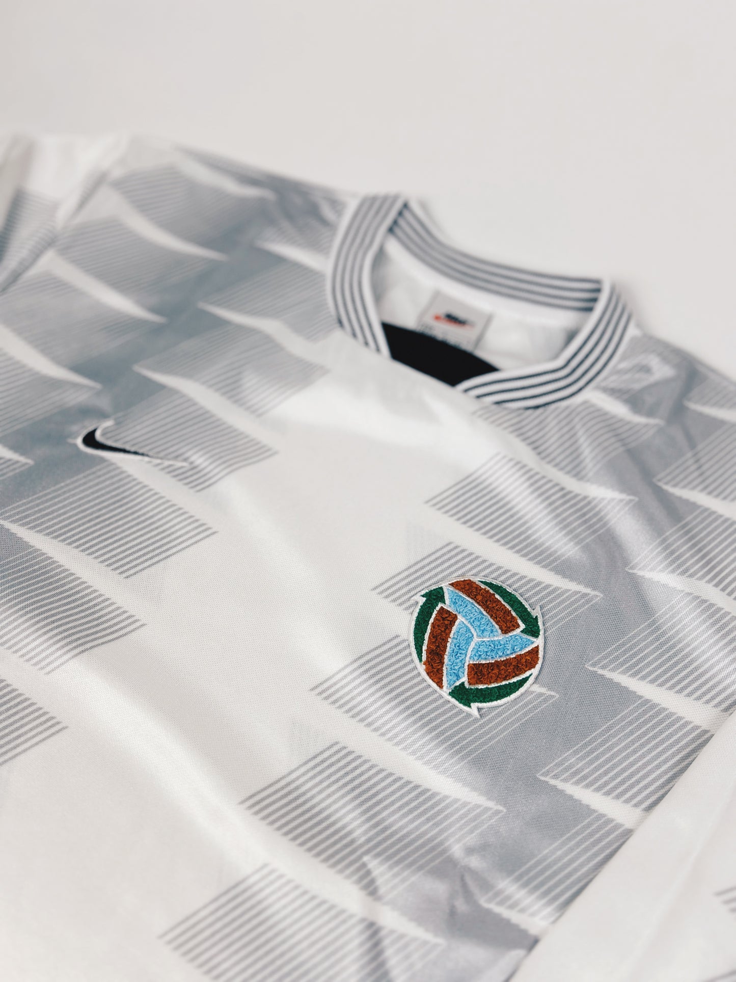 Anniversary Kit - White/Grey - (Youth Large)