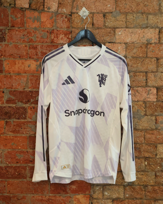 Manchester United Away LS #8 Fernandes 2025-26 M - Unwanted FC