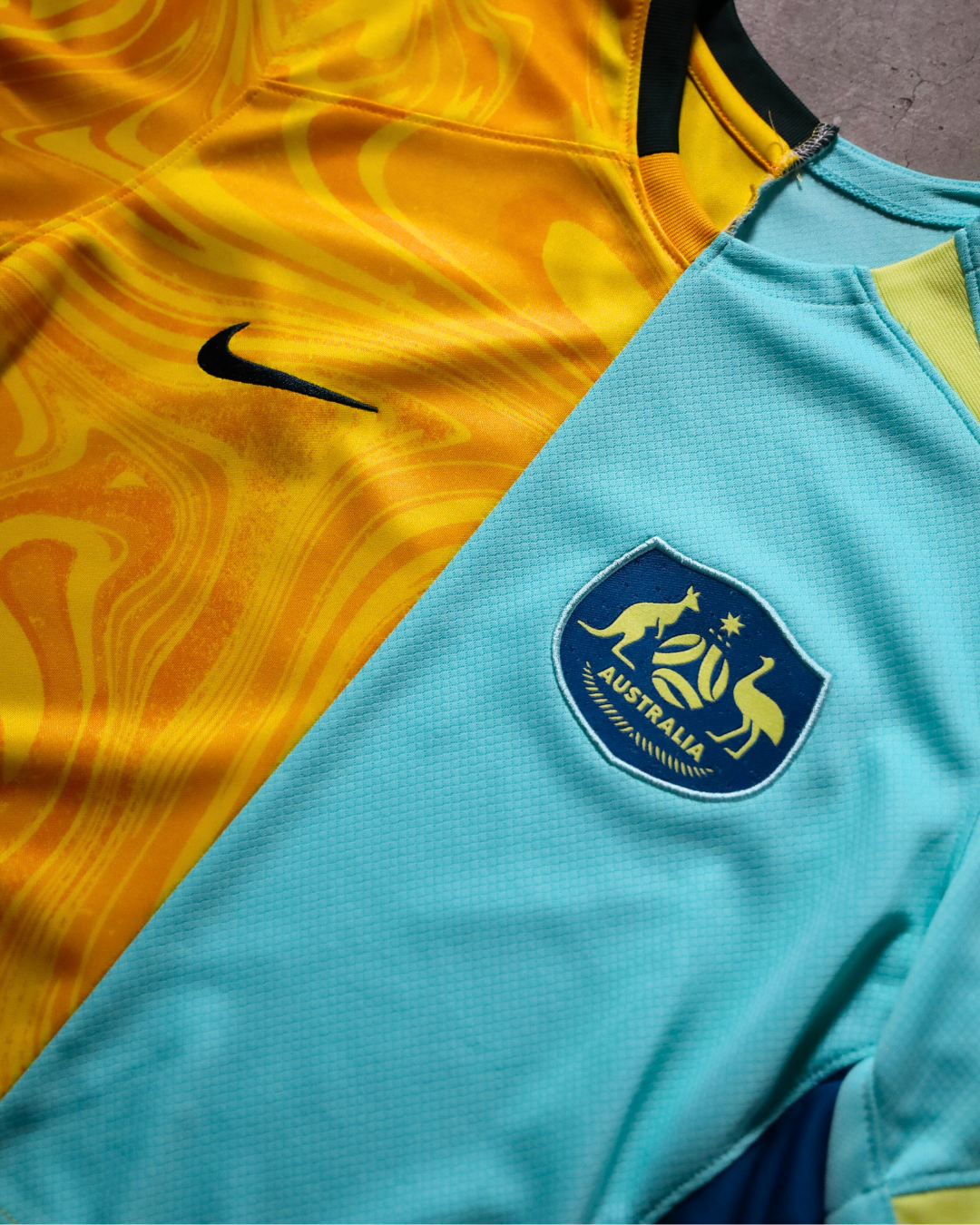 Tillies 2023 Mash-up Crop Top S