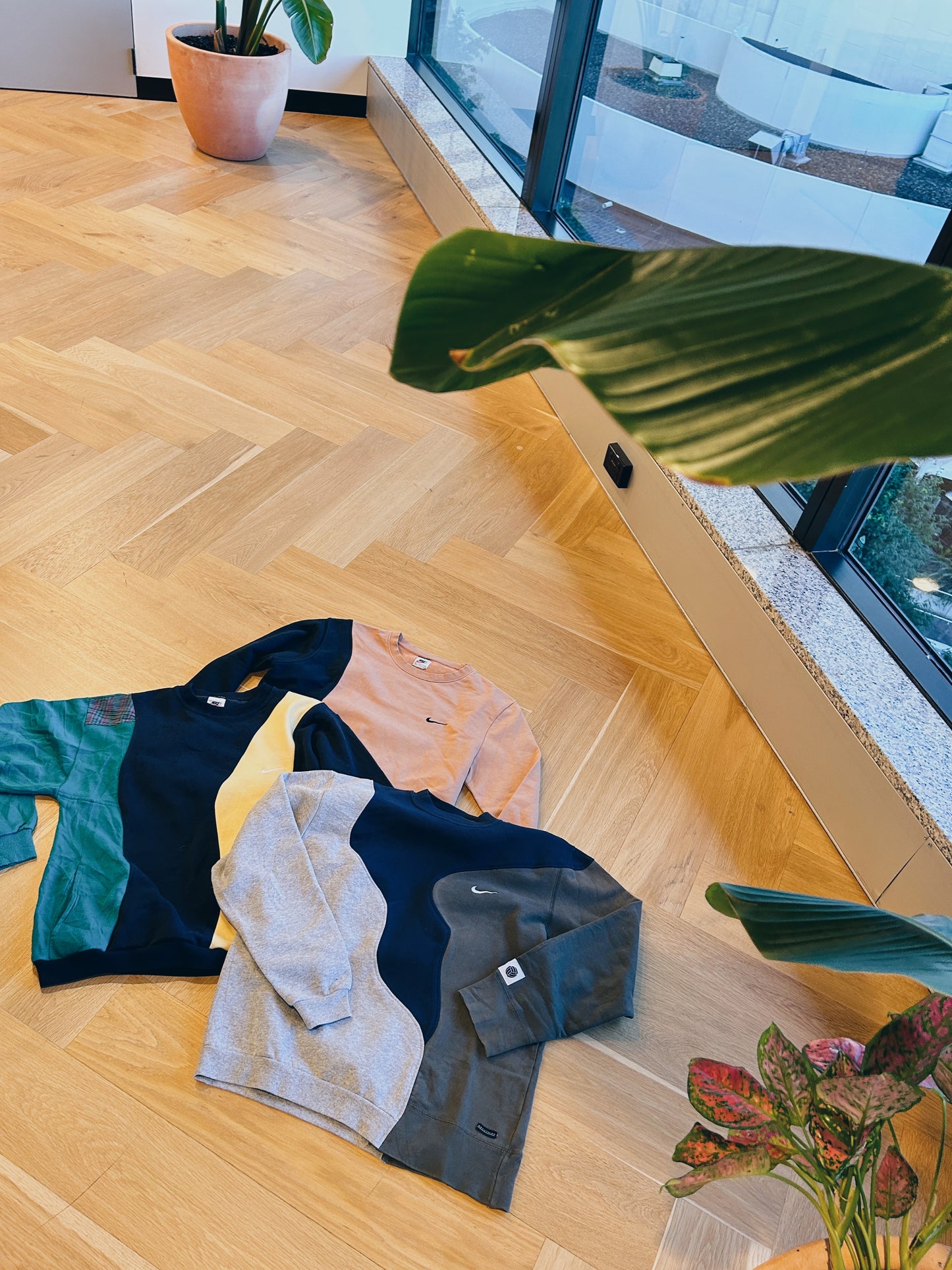 Reworked Nike Sweatshirt #16 (M)