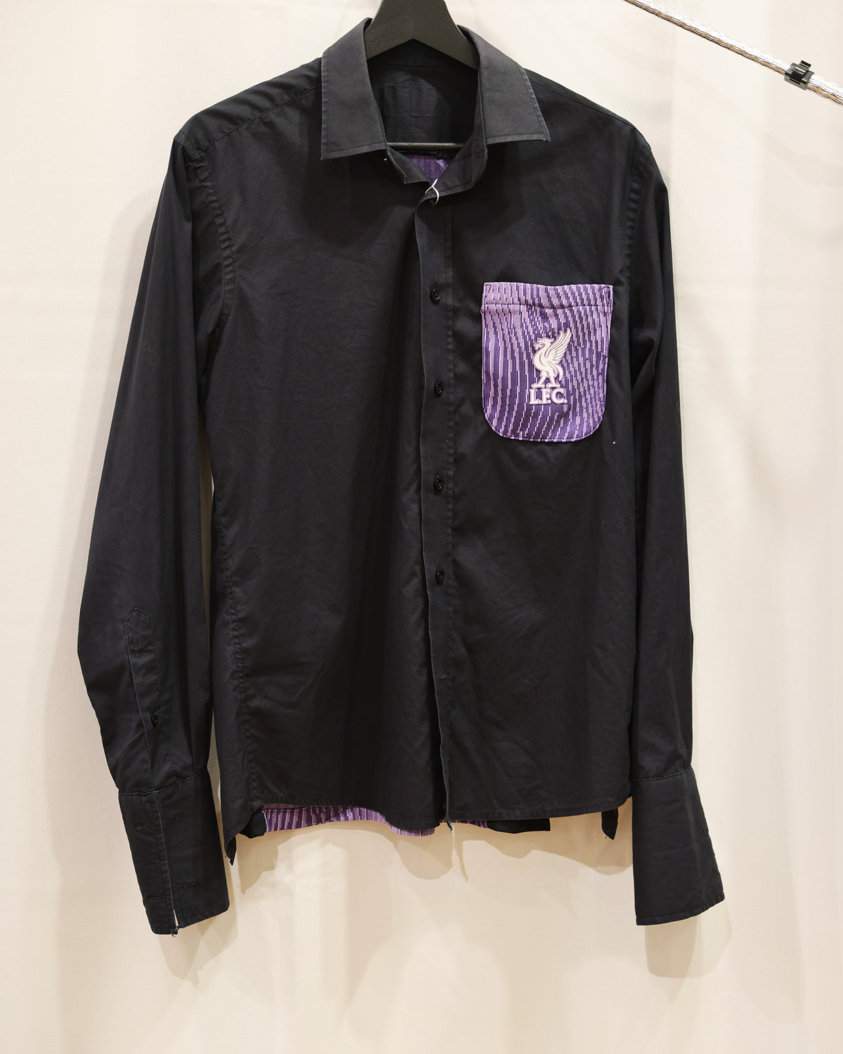 Liverpool Business Shirt M - Unwanted FC