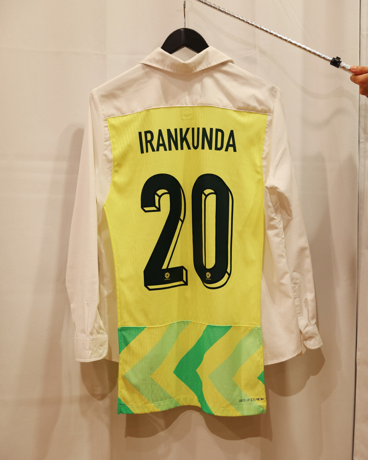 Australia Irankunda Business Shirt M - Unwanted FC