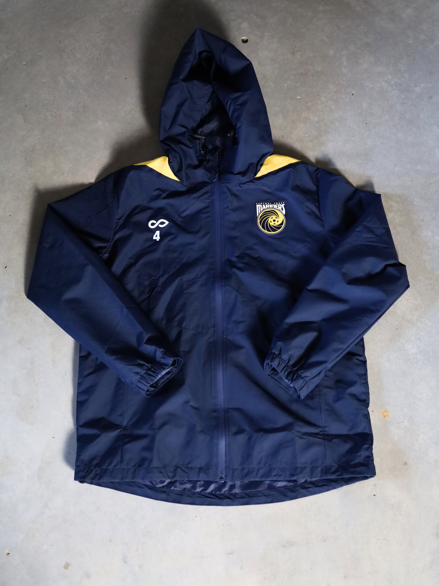 Central Coast Mariners Player Issue Jacket XL