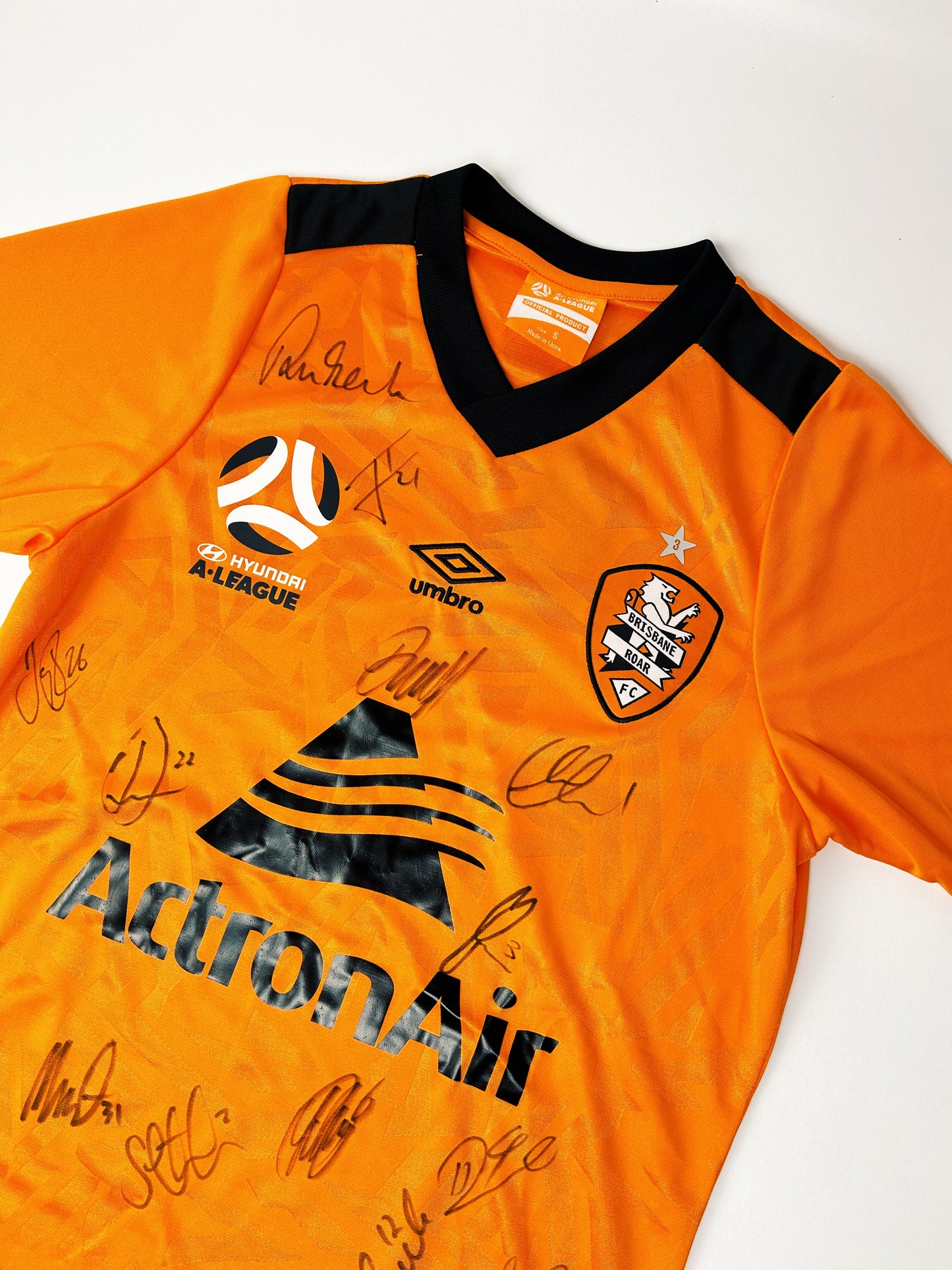 Brisbane Roar Home 2019-2020 Signed S