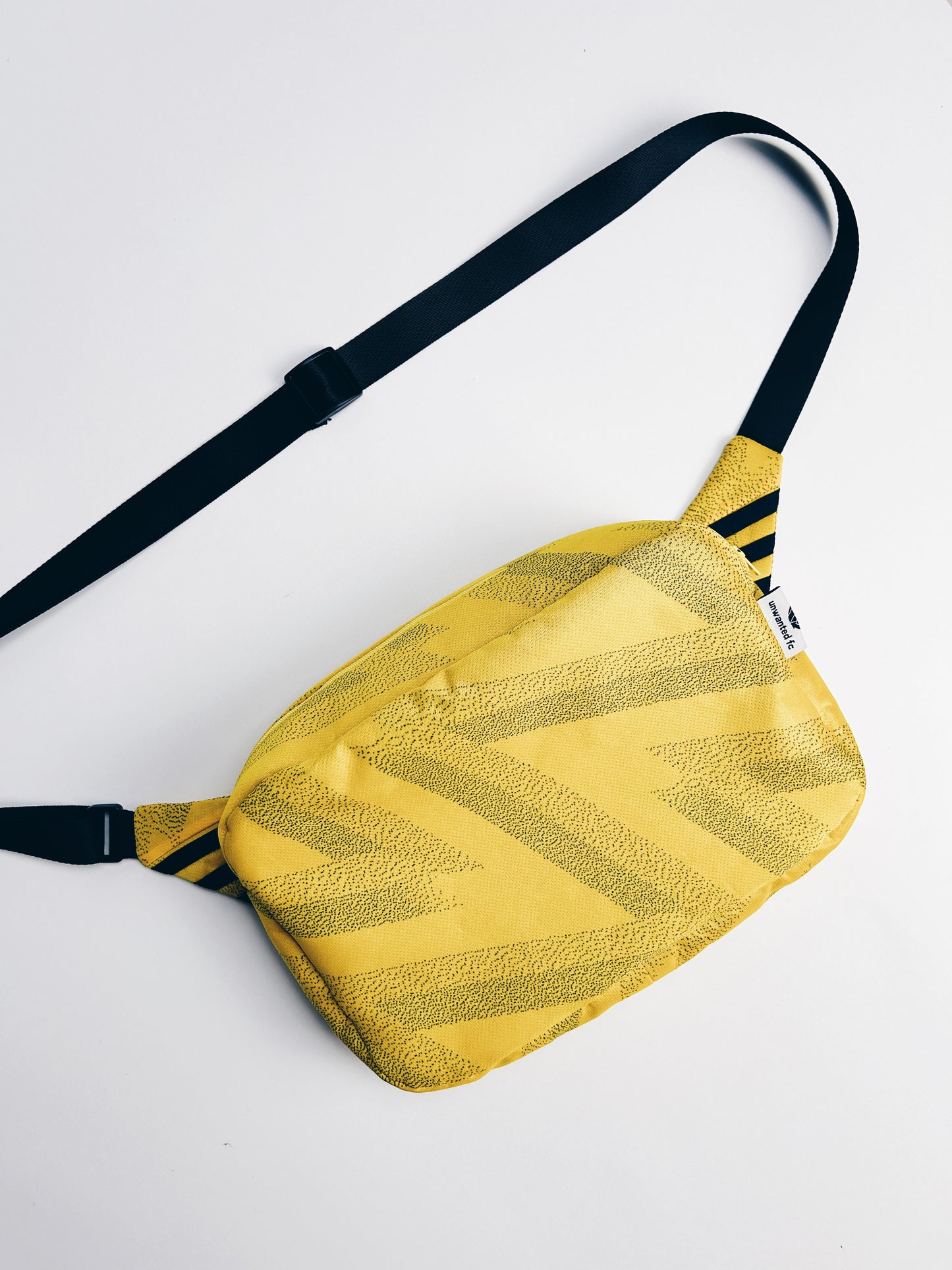 Bruised Banana Side Bag 3.0