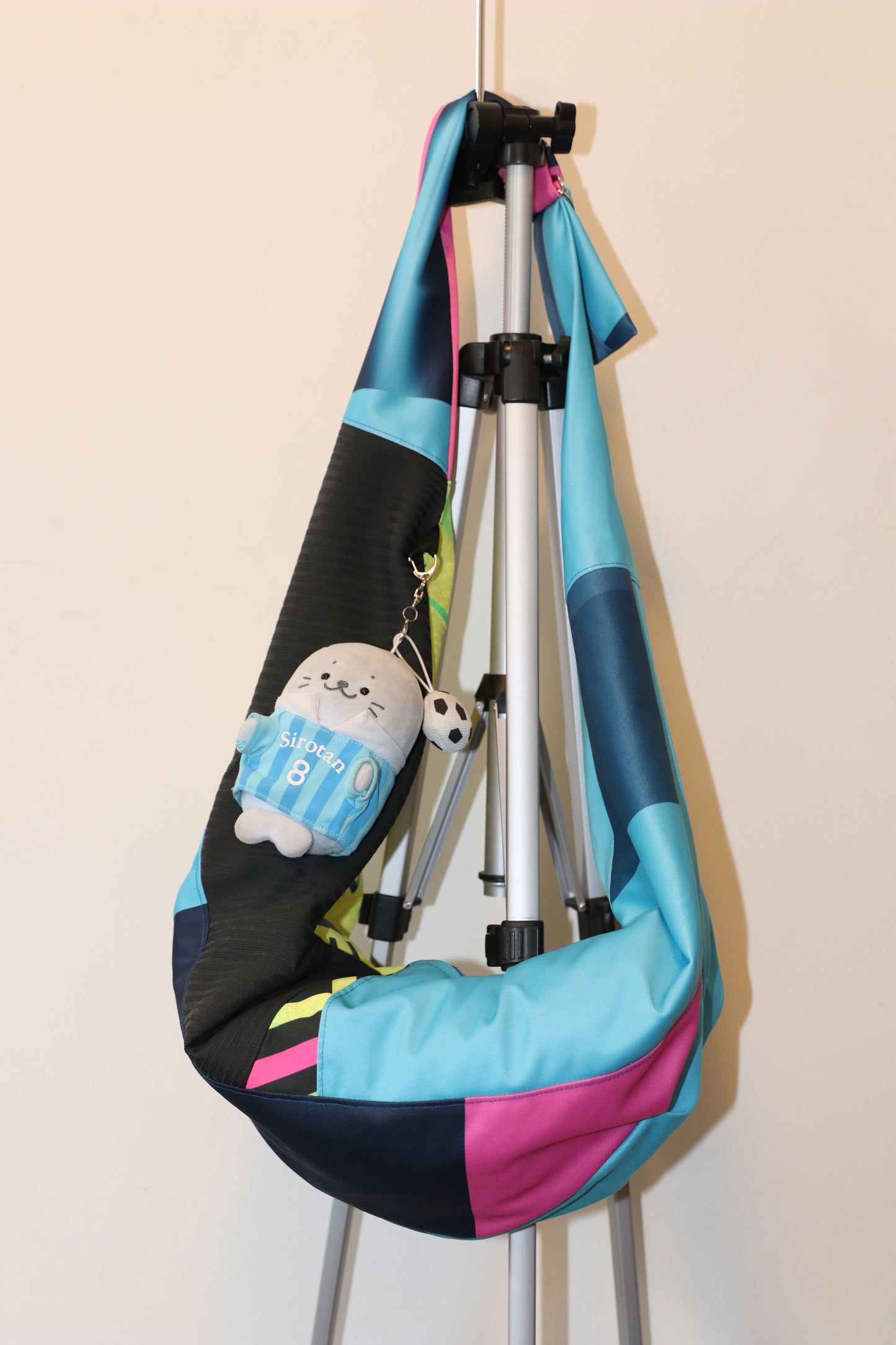 AK Asian Cup MVP Crossbody Bag - Unwanted FC