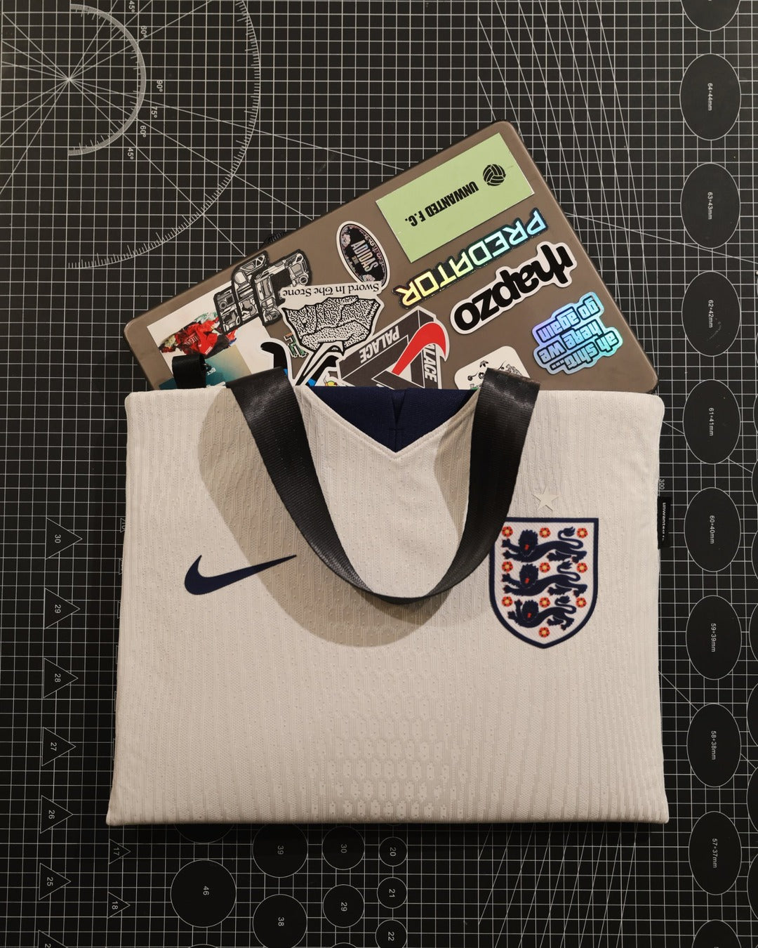 England 13 Inch Laptop Sleeve - Unwanted FC